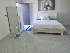 Trugnina garage converted in room, Laverton